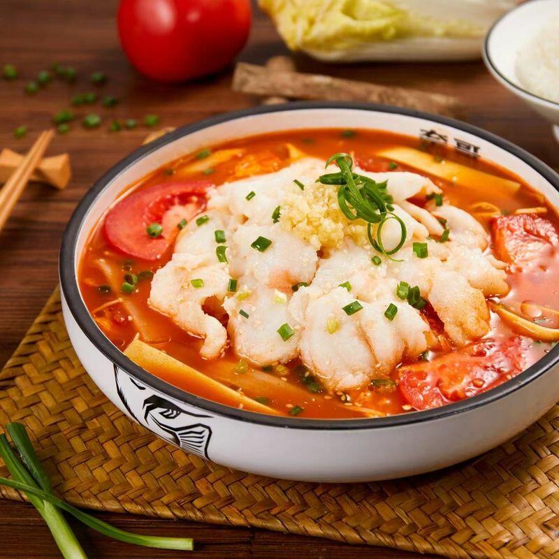 Sliced Fish w.Tomato Soup